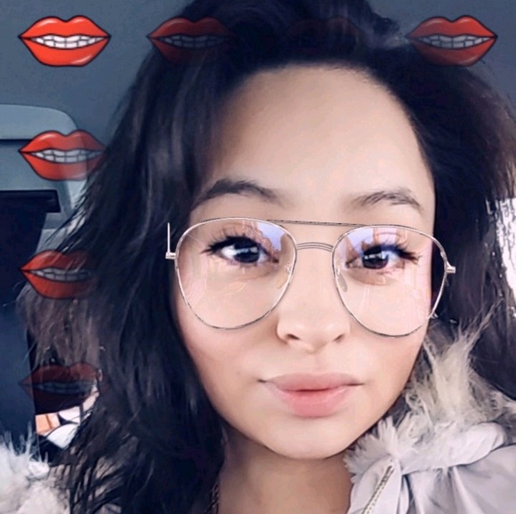 michelle_herna